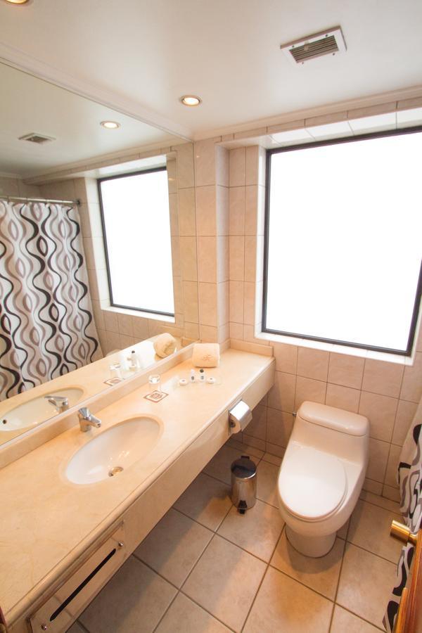 Tur Hotel Santiago Ngoại thất bức ảnh