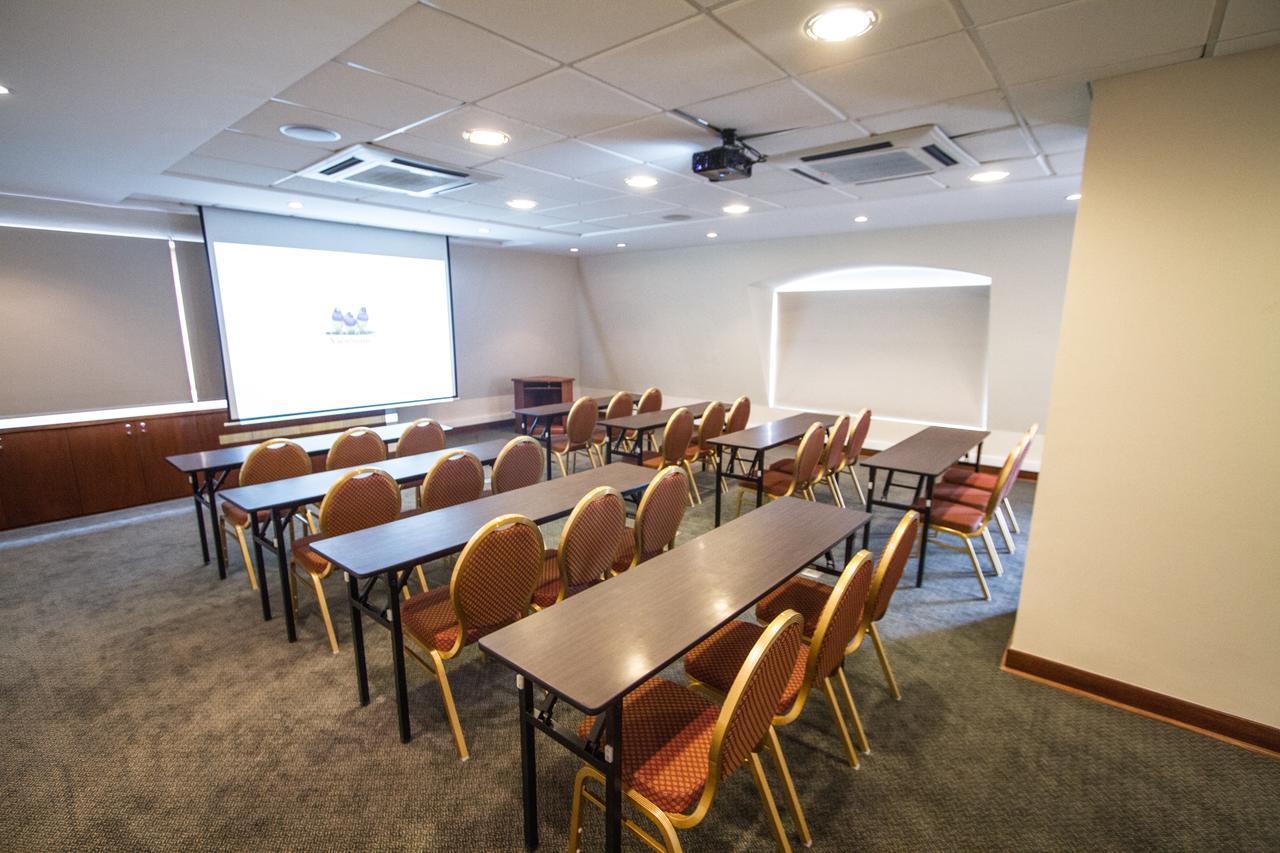 Tur Hotel Santiago Ngoại thất bức ảnh
