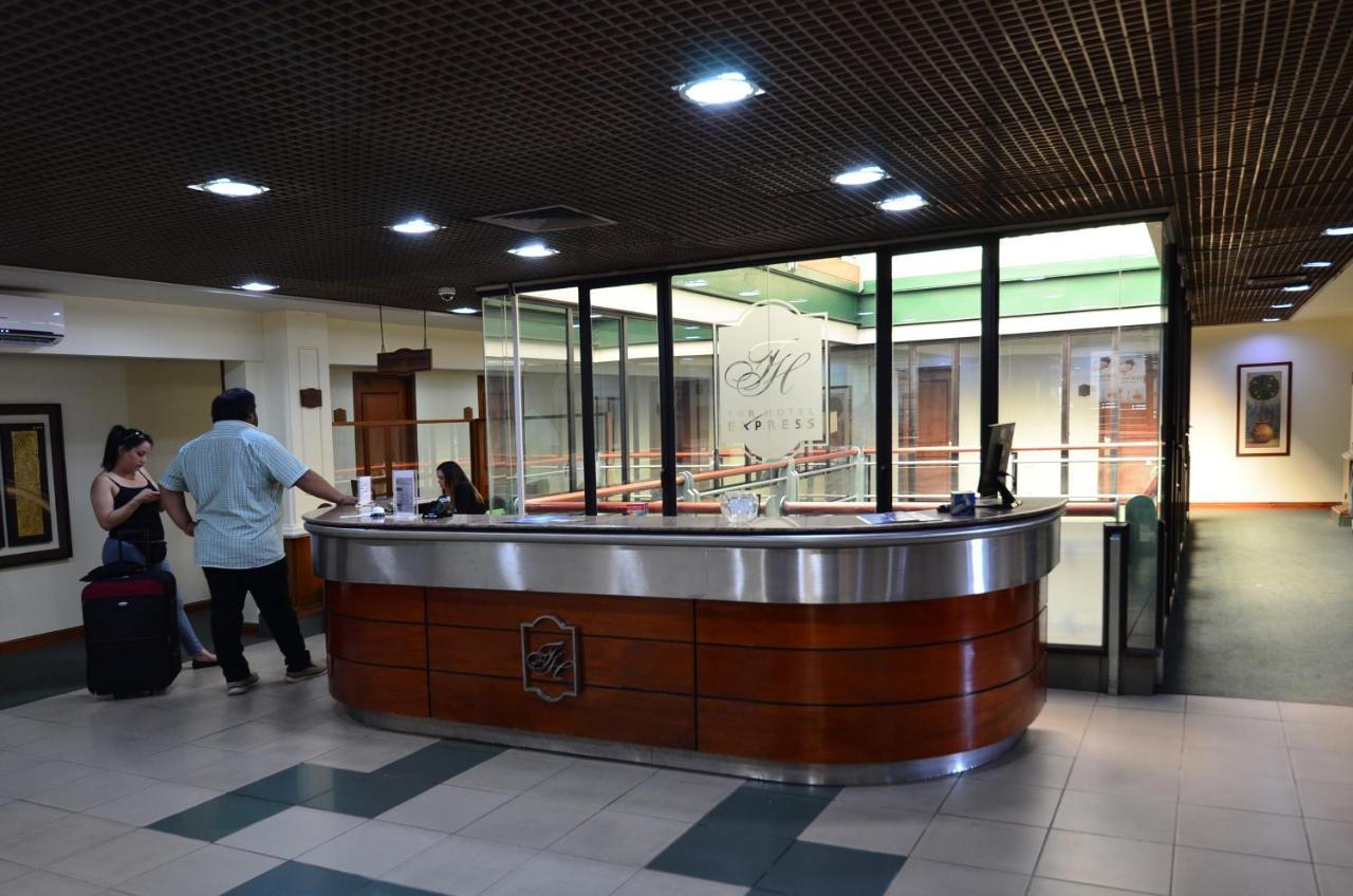 Tur Hotel Santiago Ngoại thất bức ảnh