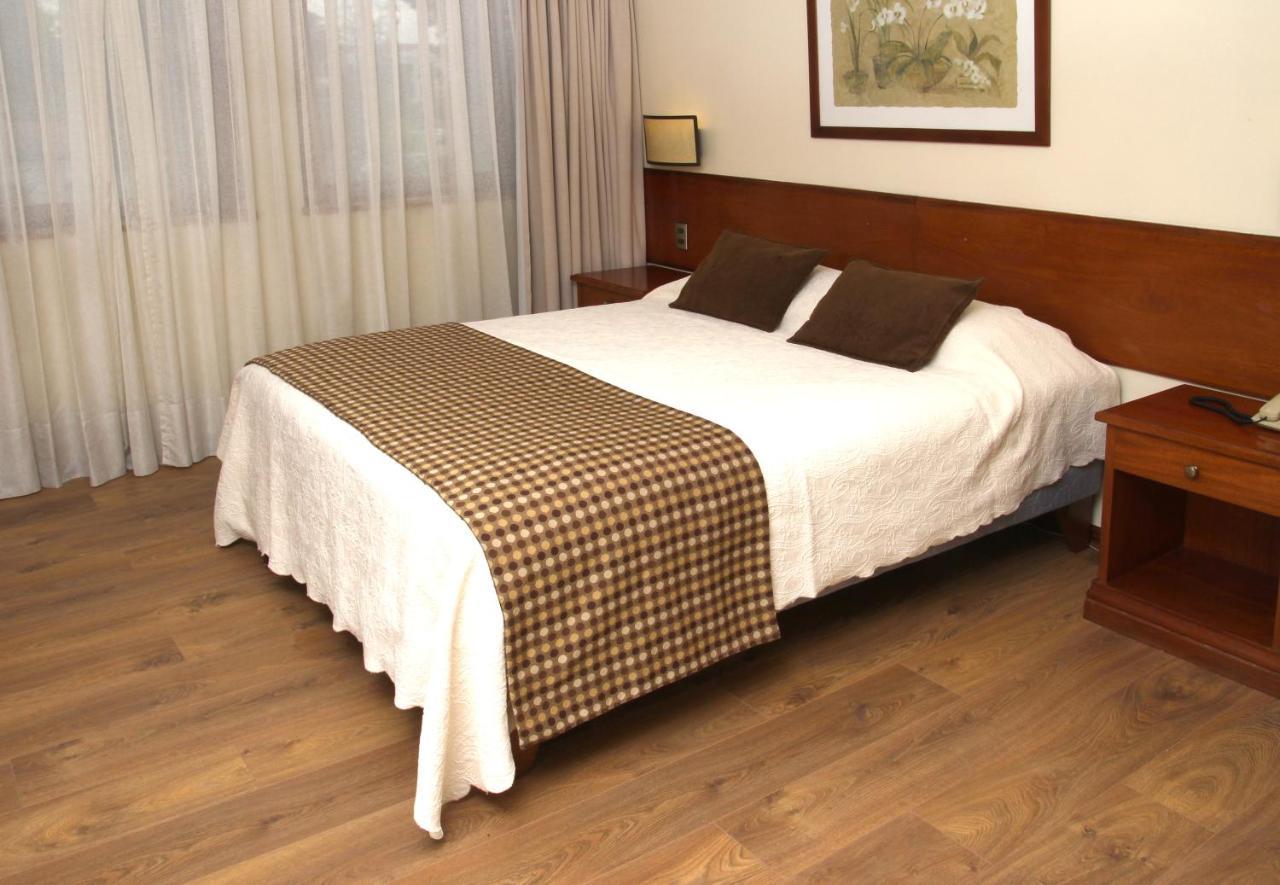 Tur Hotel Santiago Ngoại thất bức ảnh