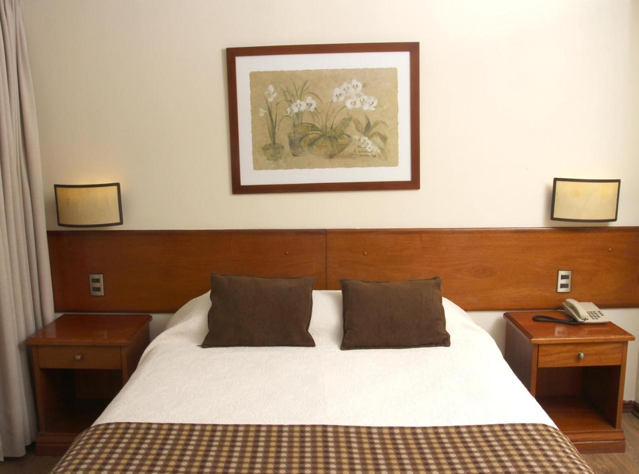 Tur Hotel Santiago Ngoại thất bức ảnh